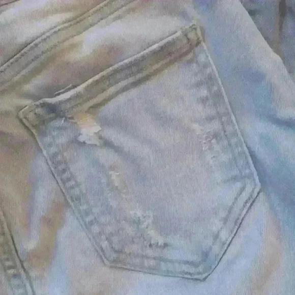 CELLO DISTRESSED/FRAYED HEM JEANS SIZE 5 (JUNIORS) - Picture 15 of 16